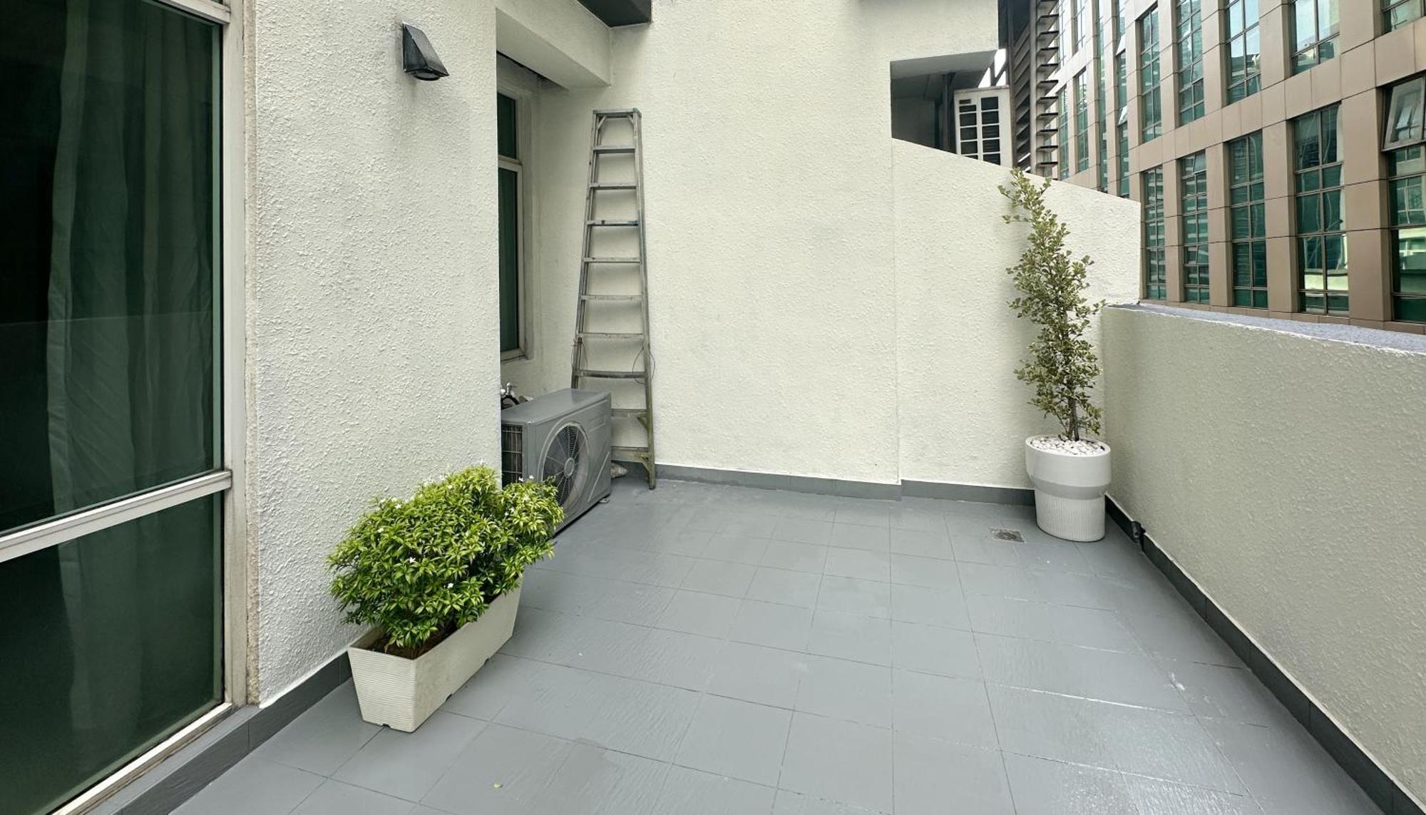 Klcc Suites By Nhb Kuala Lumpur Exterior foto